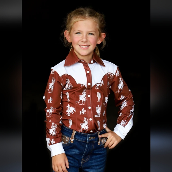 Coussin Déco Double D Ranch Wear - Cuir Rouge Frangé Et Clouté - Thème Western 19 Pouces